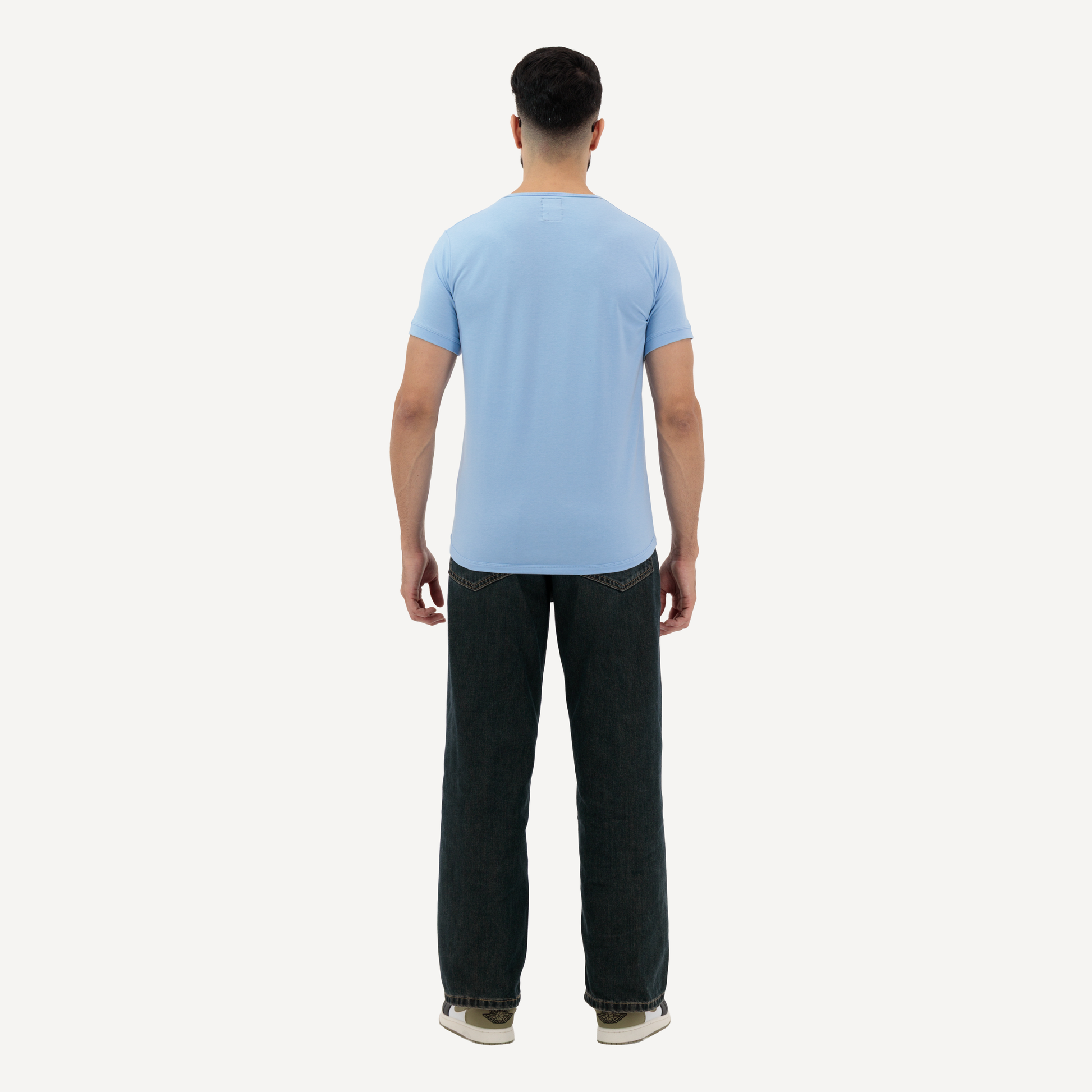 Basic men’s plain t-shirt in mist color with regular fit and durable cotton material.
