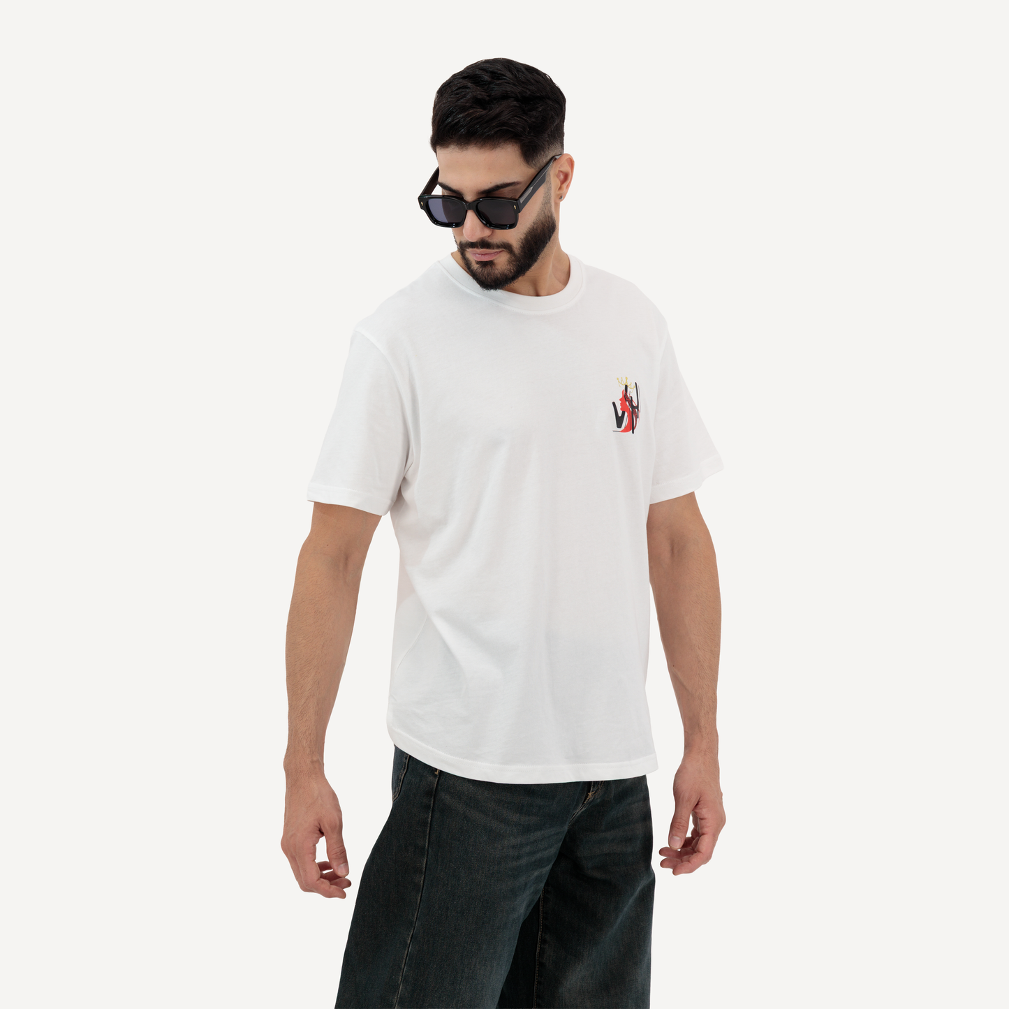 White Graphic logo t-shirt for men in casual modern style