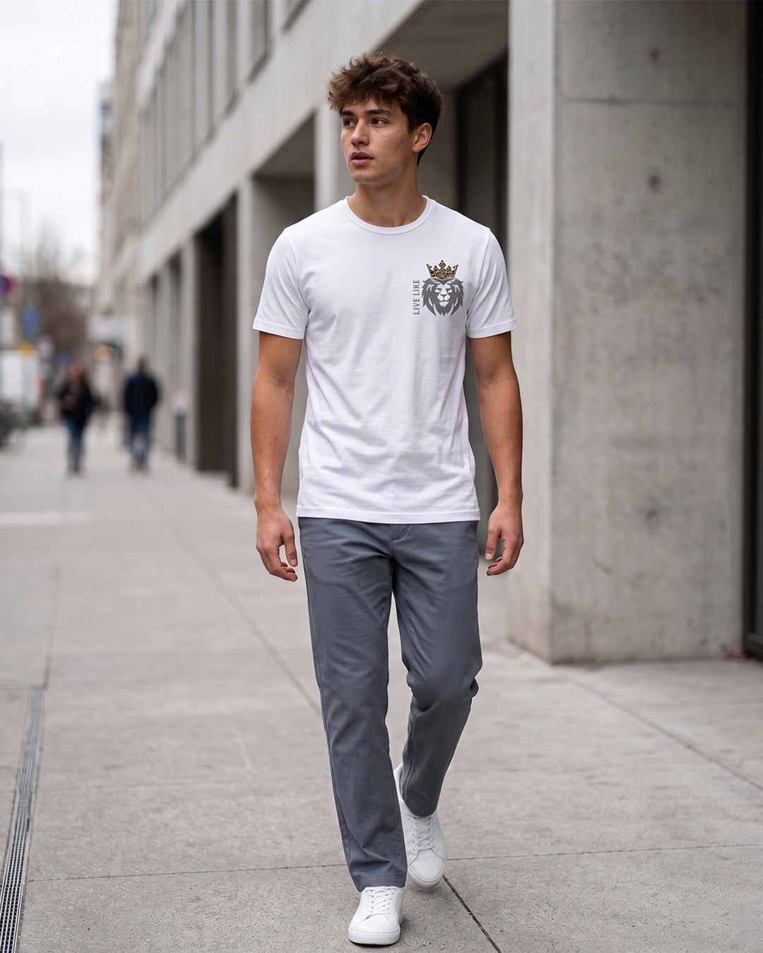 Live Like a Lion Graphic T-Shirt – Premium Men’s Tee